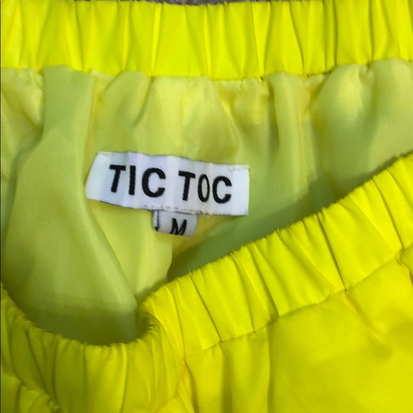 Women’s set - Picture 3 of 3